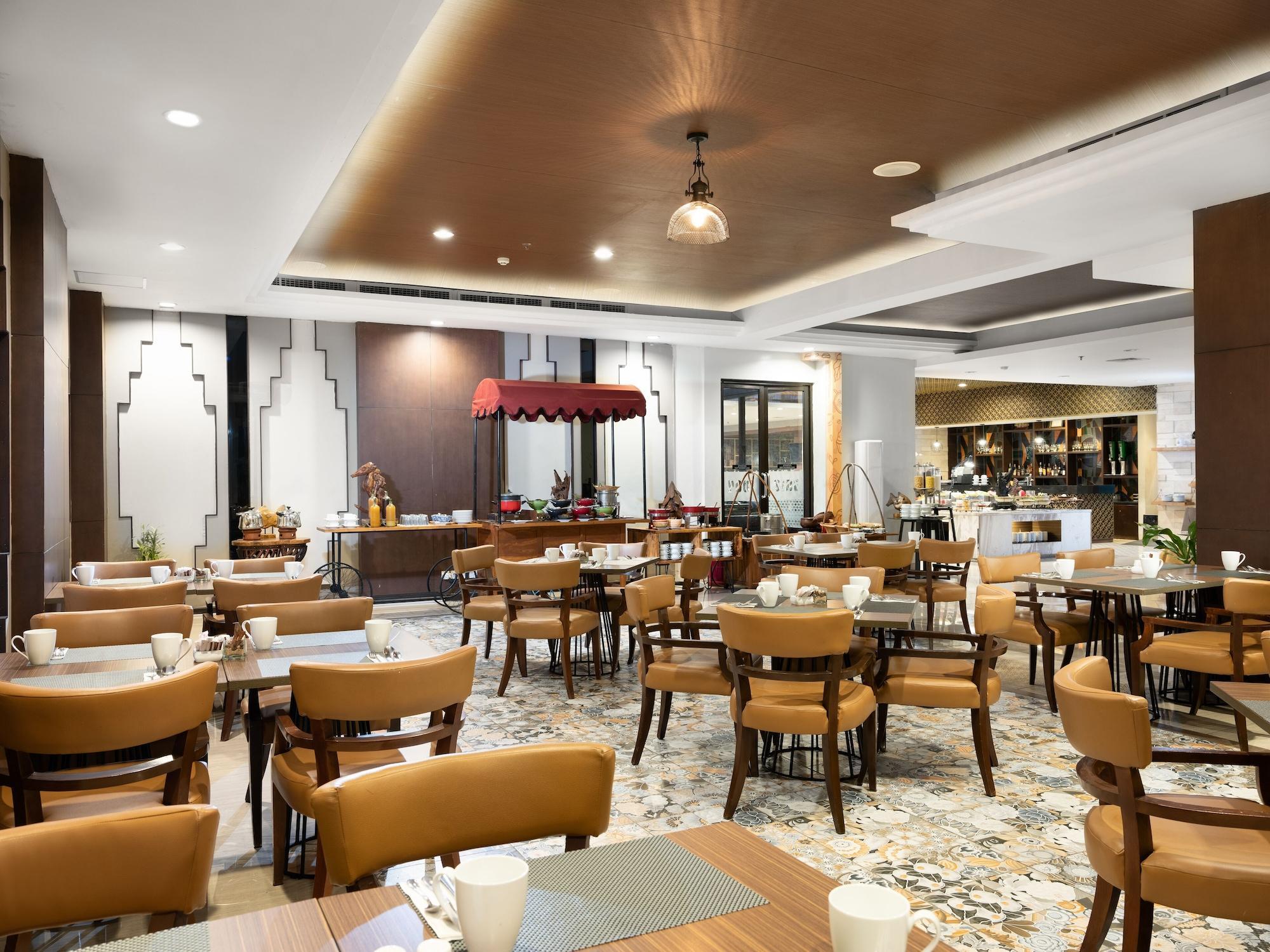 The Alana Hotel & Conference Center Malioboro Yogyakarta By Aston Ngoại thất bức ảnh