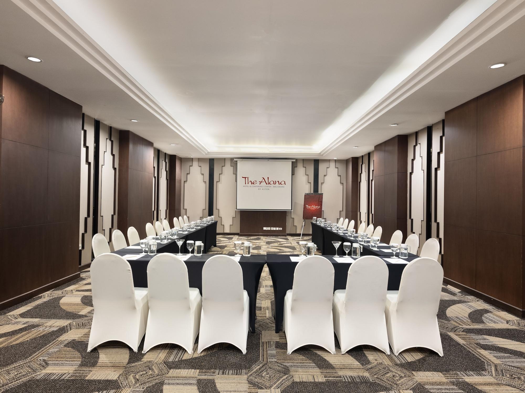 The Alana Hotel & Conference Center Malioboro Yogyakarta By Aston Ngoại thất bức ảnh