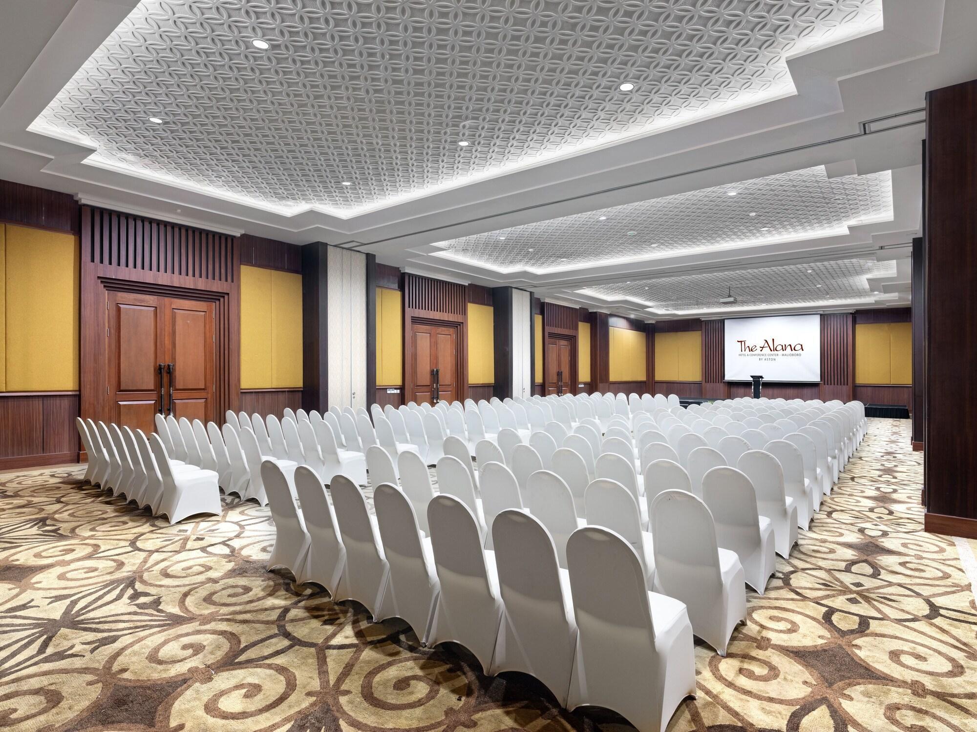 The Alana Hotel & Conference Center Malioboro Yogyakarta By Aston Ngoại thất bức ảnh