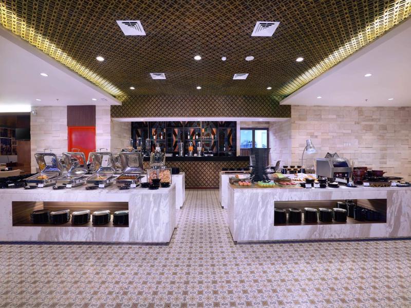 The Alana Hotel & Conference Center Malioboro Yogyakarta By Aston Ngoại thất bức ảnh